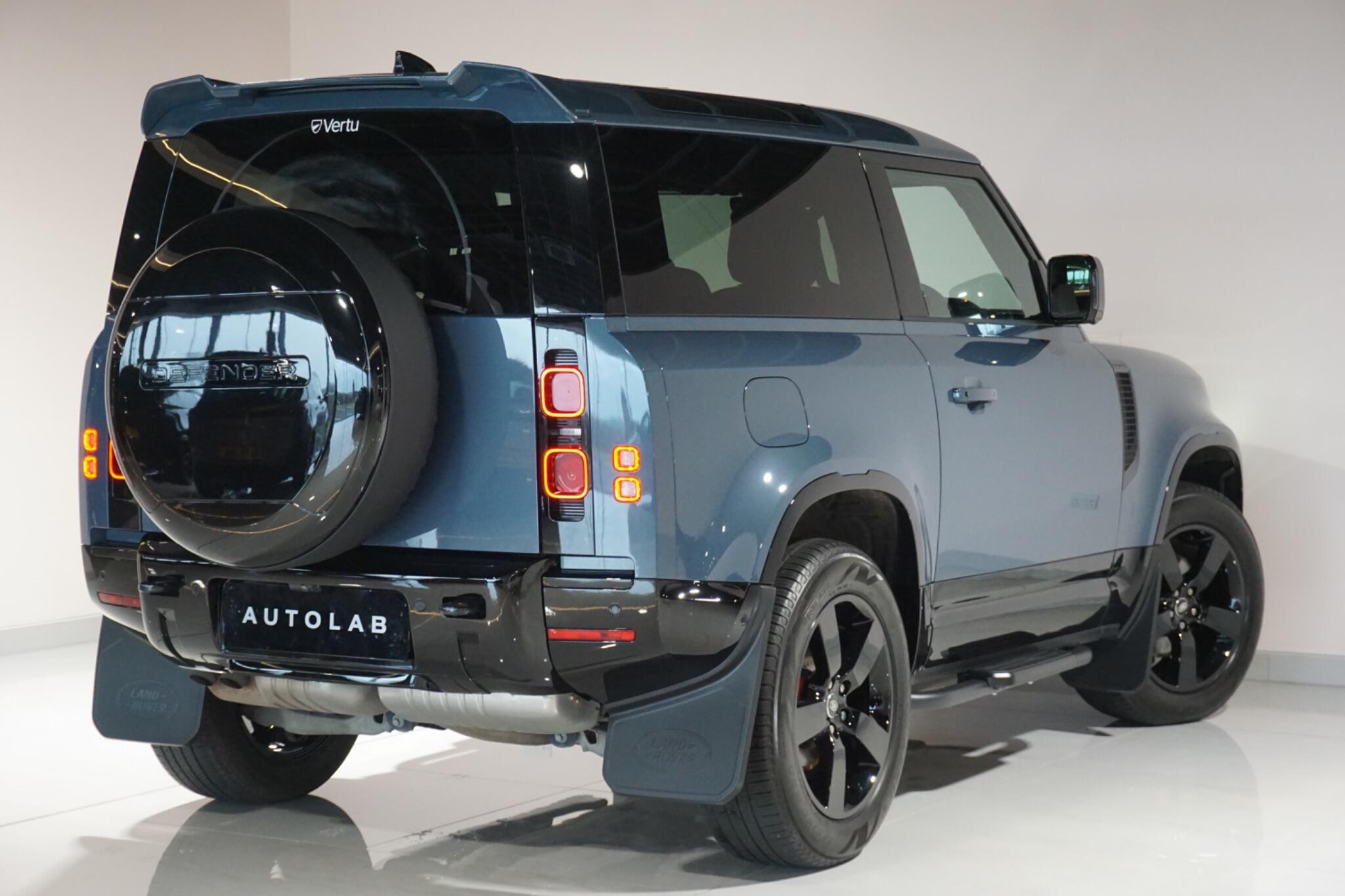 Land Rover Defender 90 3.0 D250 MHEV X-Dynamic HSE SUV 3dr Diesel Auto 4WD Euro 6 (s/s) (250 ps)